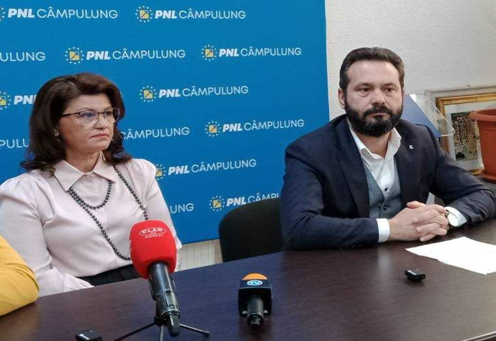 OCCUPANTUL PRIMULUI LOC PE LISTA DE CANDIDAȚI PNL PENTRU SENAT ȘI REPREZENTANTA CÂMPULUNGULUI PREZINTĂ PLANURI AMBȚIOASE PENTRU PARLAMENT