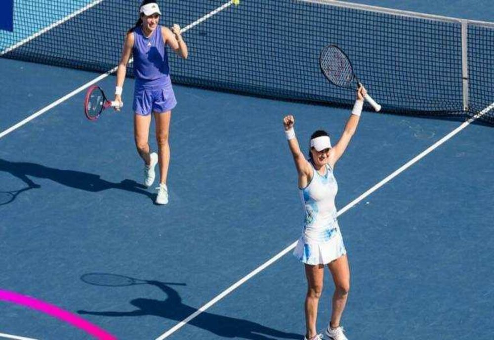 Perechea Monica Niculescu / Gabriela Ruse a triumfat la turneul WTA 125 din Hong Kong