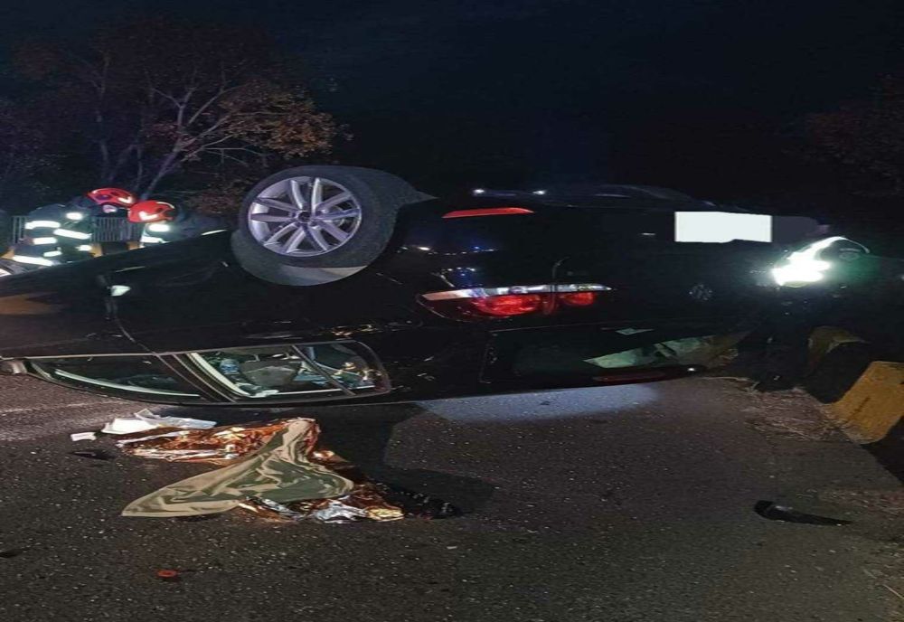 ACCIDENTUL DE LA LUNCA CORBULUI: DOUĂ VICTIME DUPĂ RĂSTURNAREA UNUI AUTOTURISM