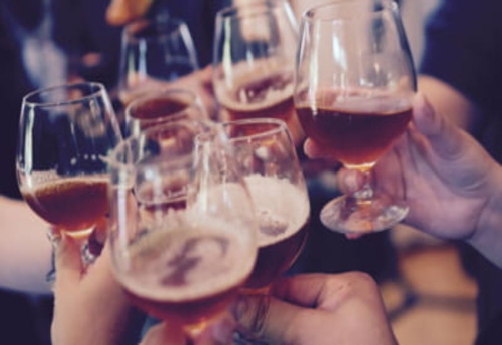 APROAPE 1,5 MILIOANE DE ROMÂNI ÎŞI SĂRBĂTORESC ONOMASTICA DE SFINŢII MIHAIL ŞI GAVRIIL