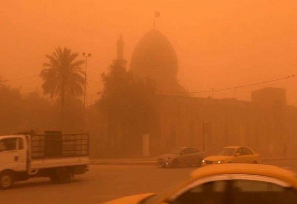 SUDUL ȘI CENTRUL IRAKULUI, ÎNVĂLUITE ÎNTR-O FURTUNĂ DE NISIP