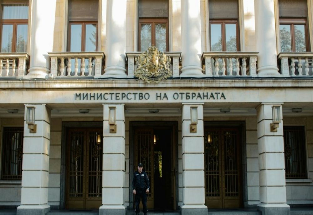 O DRONĂ ACVATICĂ GĂSITĂ ÎN LARGUL MĂRII NEGRE, LA 80 DE KILOMETRI EST DE VARNA, DISTRUSĂ DE MARINA BULGARĂ