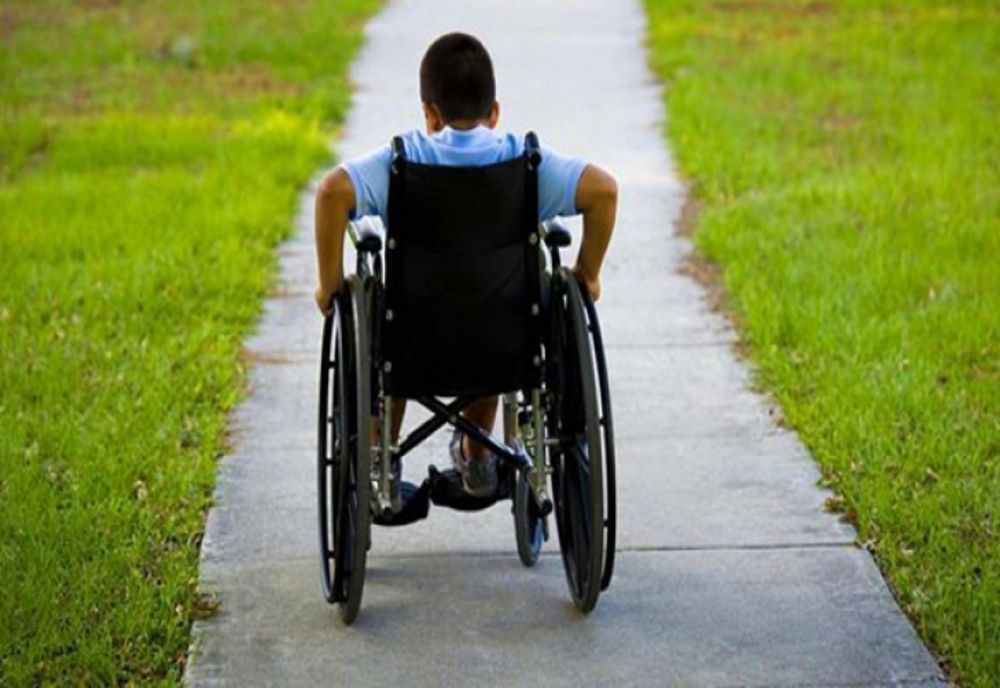 MANOLE: PESTE 7.900 DE EURO PENTRU FIECARE COPIL CU DIZABILITĂȚI