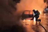 Mașină distrusă de flăcări în județul Argeș. Autoturismul a ars ca o torță: imagini șocante VIDEO 