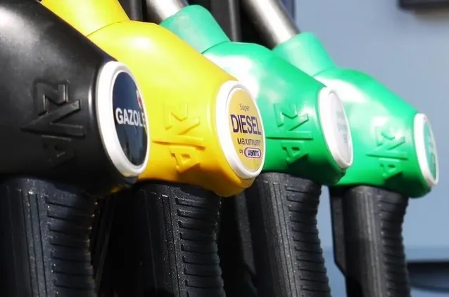 Carburanți           