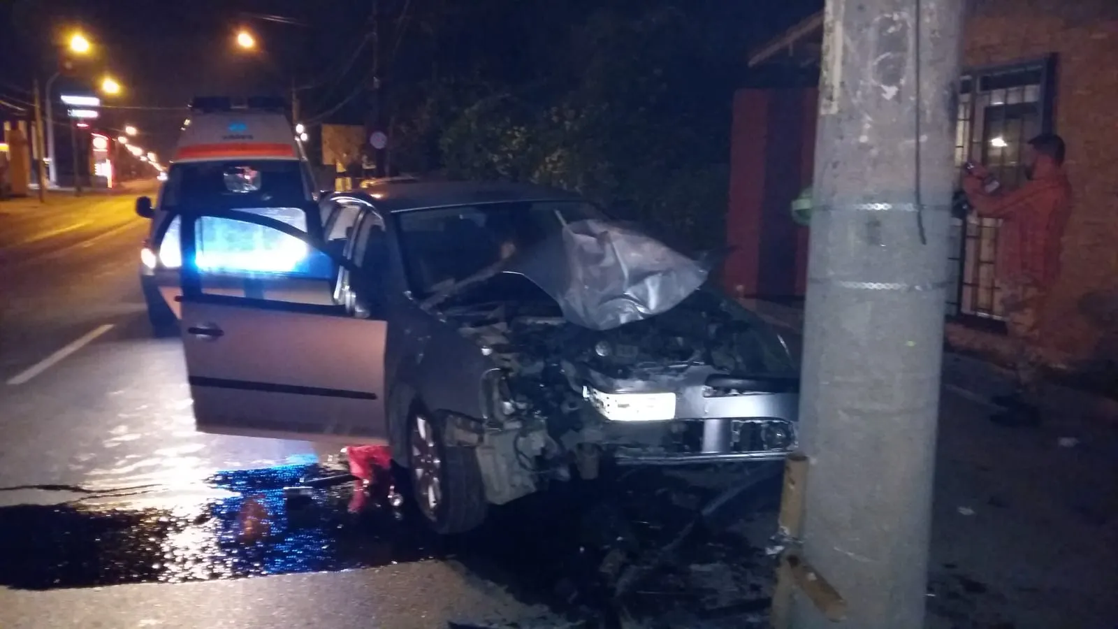 trei raniți după ce șoferița a adormit 1