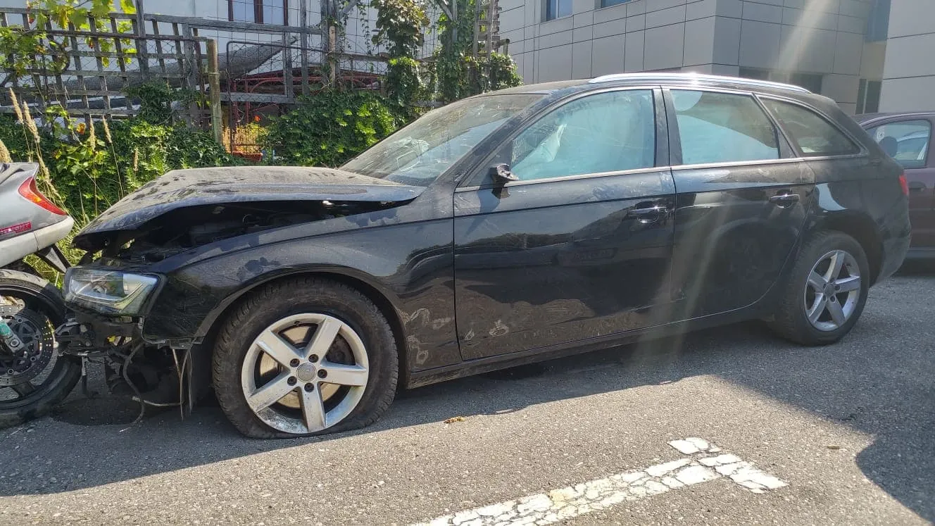 Sofer baut si fara permis a provocat un accident
