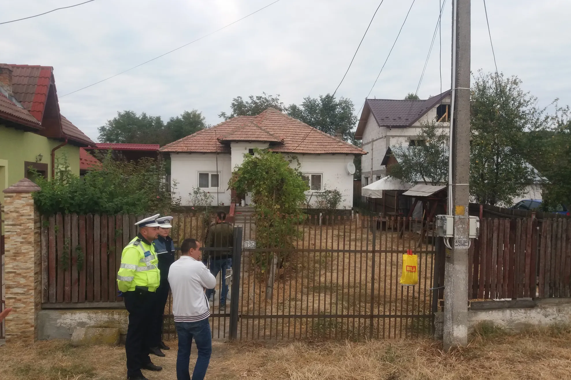 Tânără înjunghiată găsită moartă, la Călineşti.1