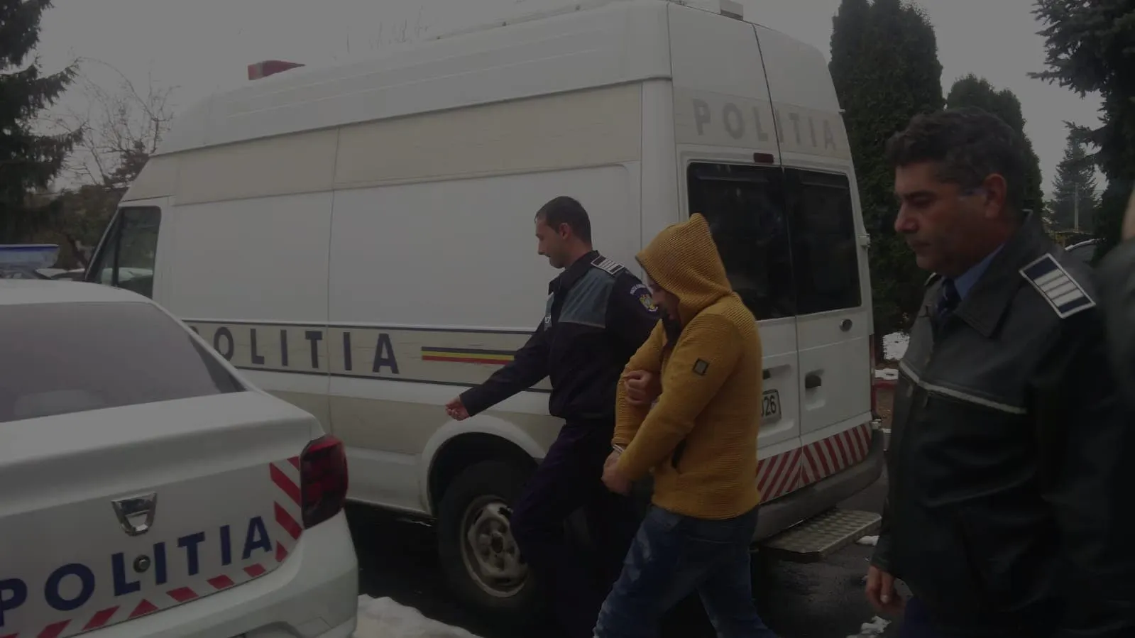 A amenintat un vanzator cu maceta ca sa primeasca bautura