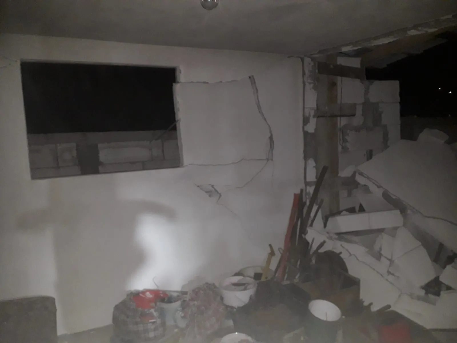 Explozie la Bogati din cauza unei improvizatii la incalzire 2
