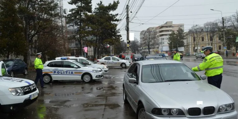 Sofer prins conducand ilegal