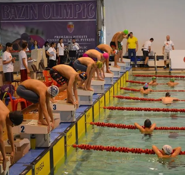 Bazinul olimpic concurs