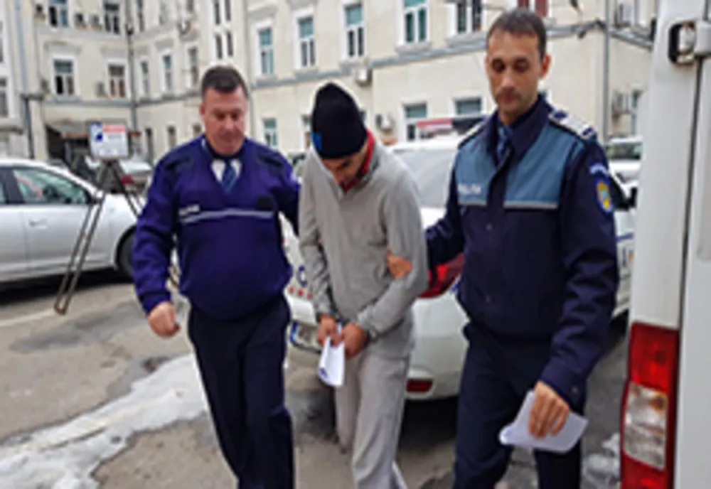 Violatorul criminal, condamnat! A primit ani grei de închisoare
