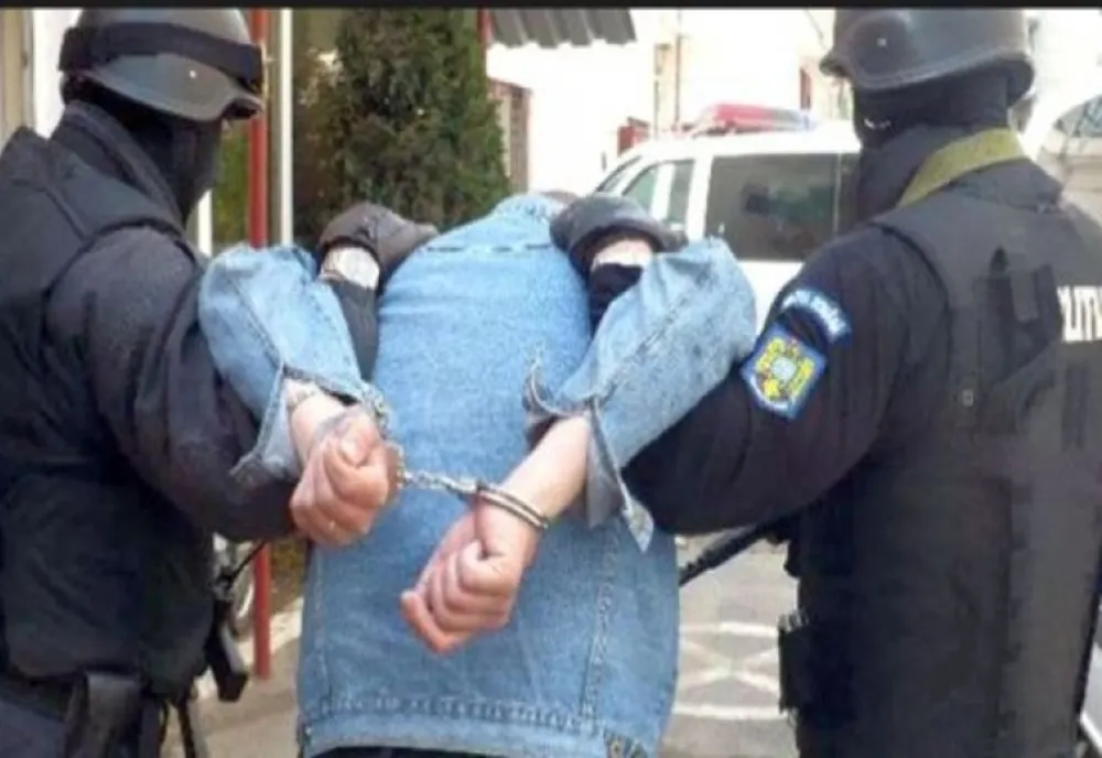 Bărbat din Curtea de Argeș, reținut pentru proxenetism