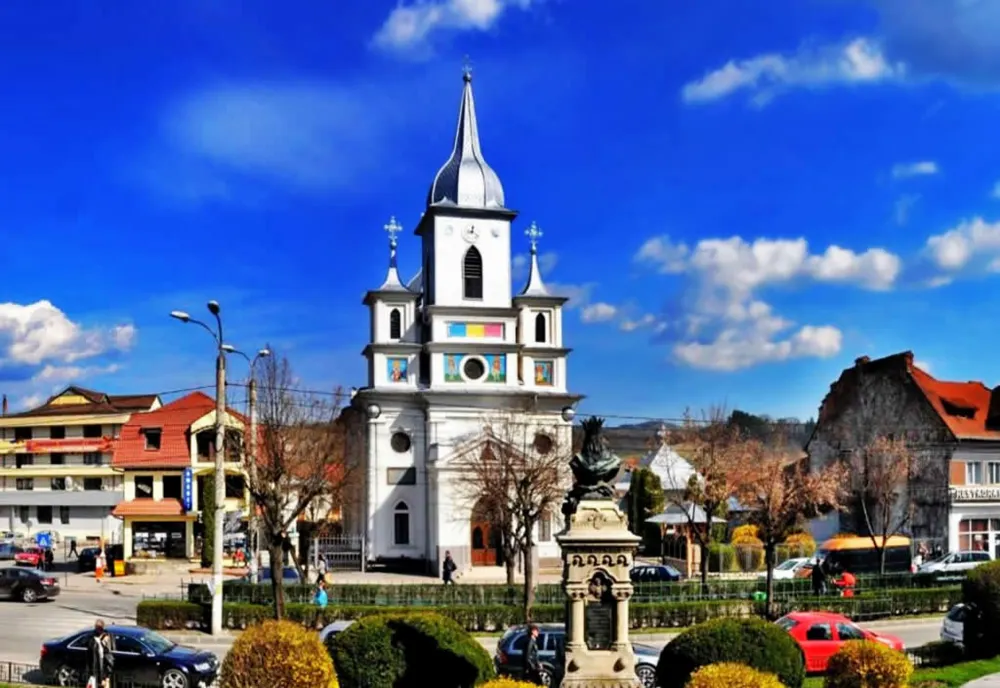 Se închide Biserica Sfântul Nicolae din Câmpulung!