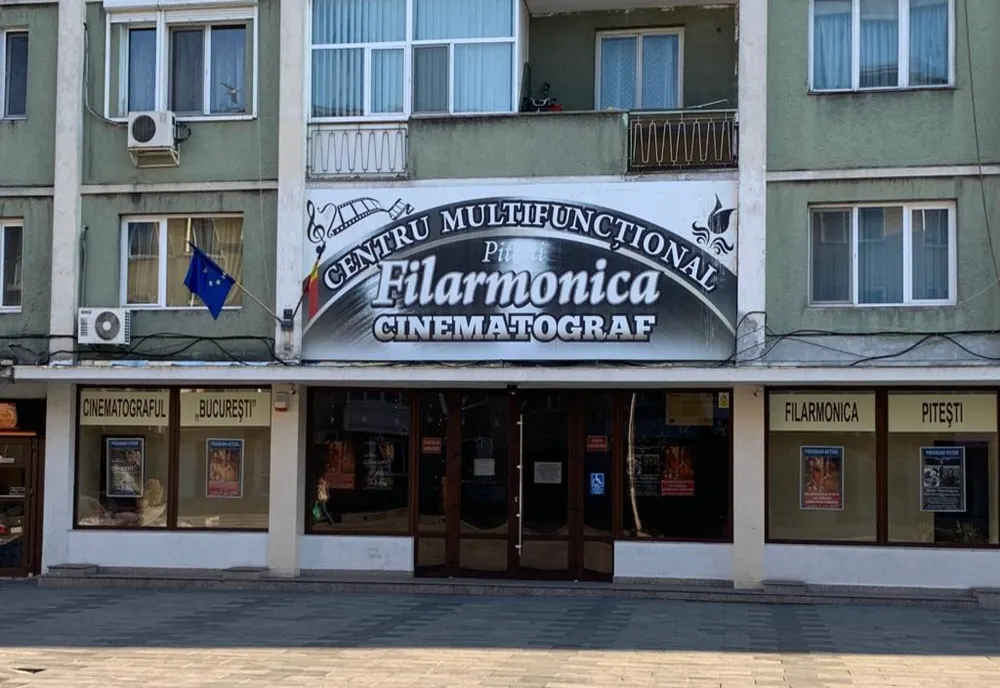  Preț mic pentru  biletele de intrare la Cinematograful București