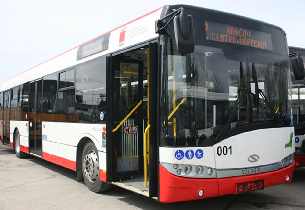 Din cauza gripei, autobuzele din Piteşti dezinfectate mai des!