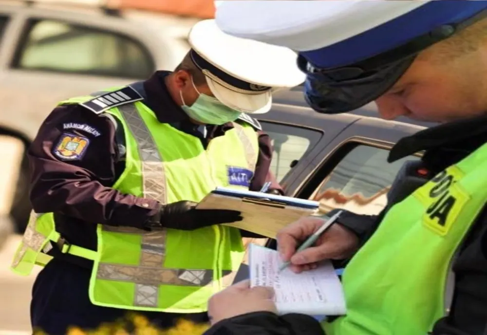 Polițiștii au lăsat-o mai ușor cu amenzile!