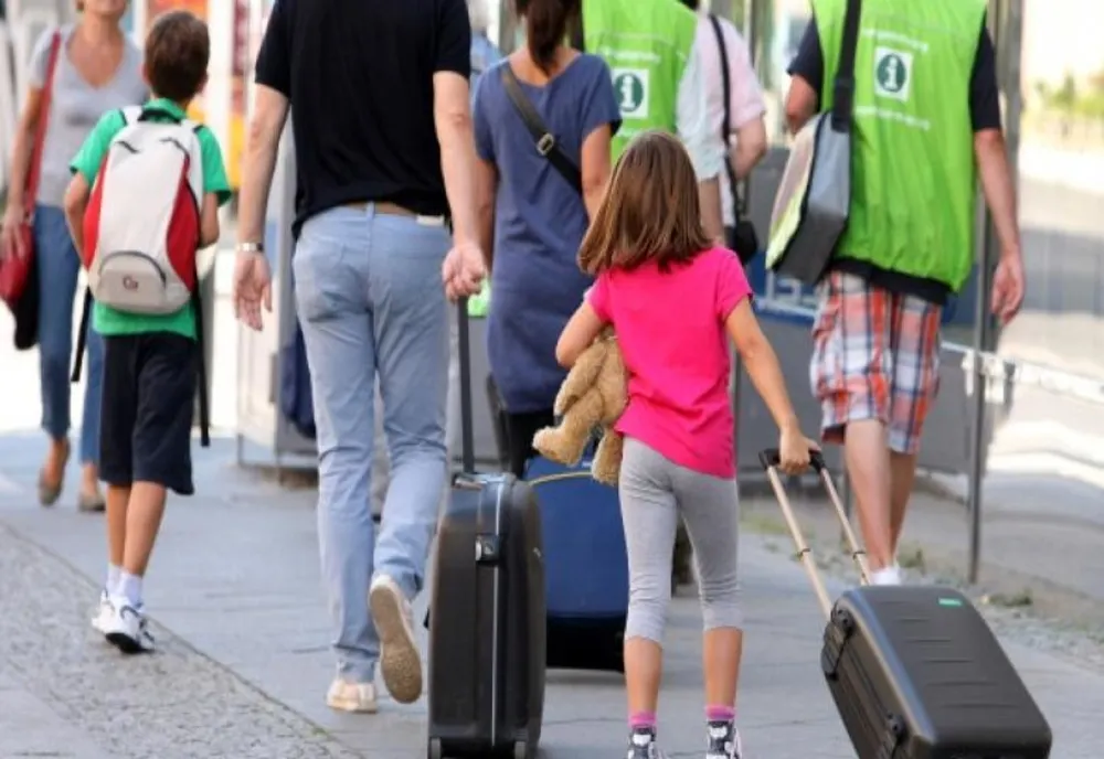 Patrona unei agenții de turism din Câmpulung, și-a înșelat clienții!