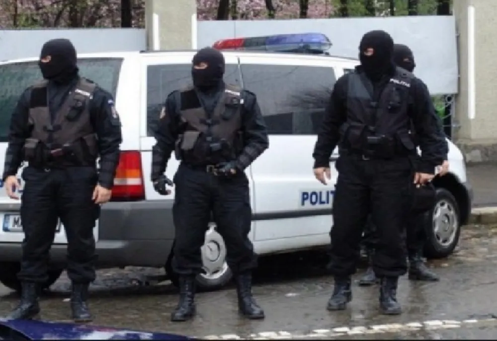 Minoră dintr-o şcoală specială, obligată să se prostitueze!