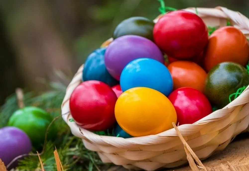ANPC: vopseaua de ouă care se comercializează în prezent conţine cu 58% mai mulţi aditivi decât în urmă cu 6 ani