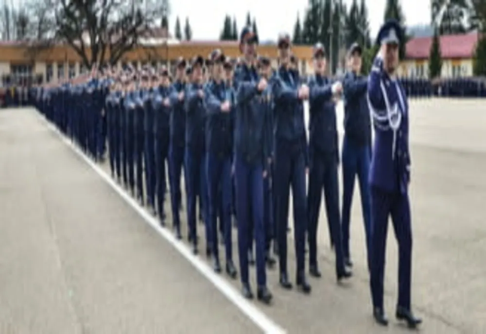 Concurs la Unitatea Militară din Câmpulung 
