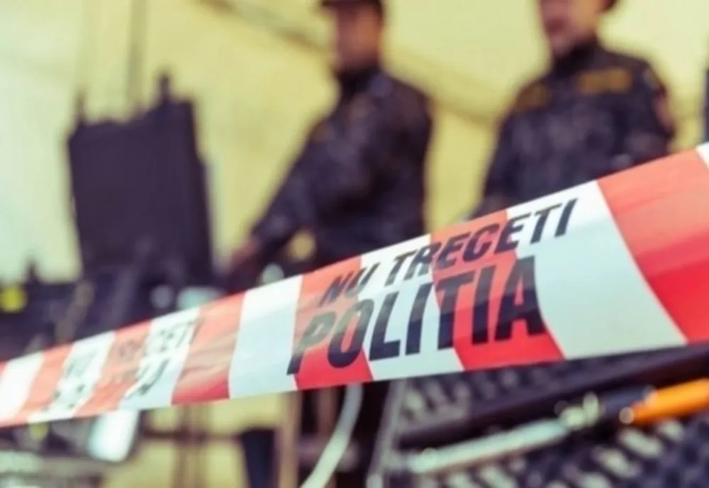 Dublă crimă odioasă în județul Argeș! Un bărbat și-ar fi ucis soția și fiul