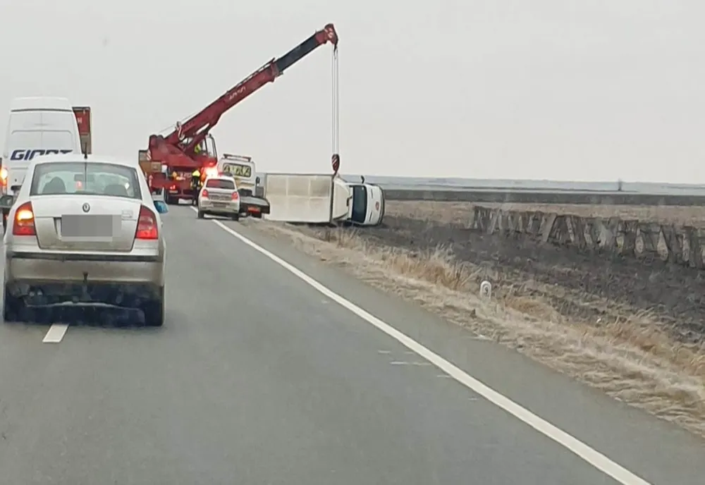 Trafic rutier pe un singur sens în tre Slatina şi Piteşti, în judeţul Olt