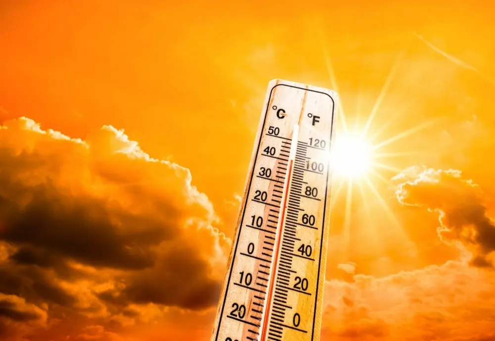 Cod portocaliu de caniculă. Temperaturi de 40 de grade Celsius