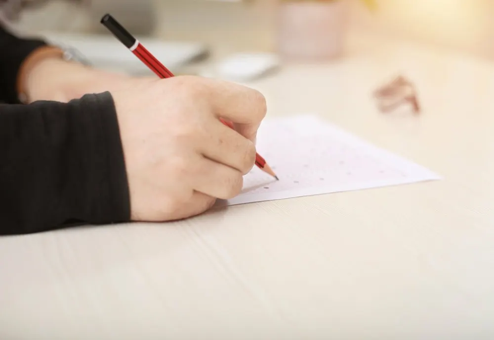 Rezultatele examenului de Bacalaureat 2022, sesiunea din toamnă, vor fi afişate astăzi 