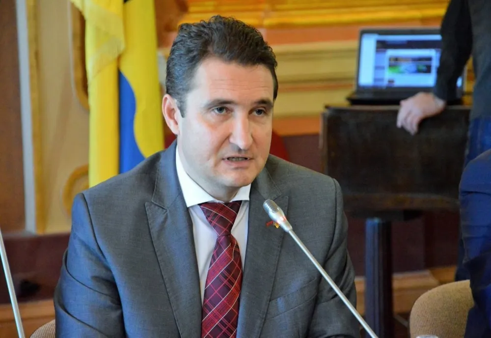 Primarul PNL care refuză majorarea salariului: „Este o perioadă în care trebuie să fim mai chibzuiţi cu banul public”