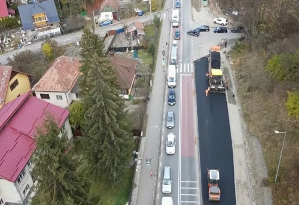 Se circulă cu restricții astăzi pe A1 București - Pitești și în județul Vâlcea