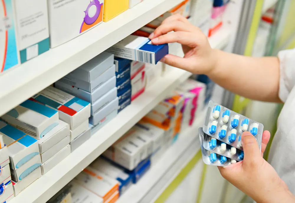 Farmaciile fizice ar putea dispărea în următorii ani!