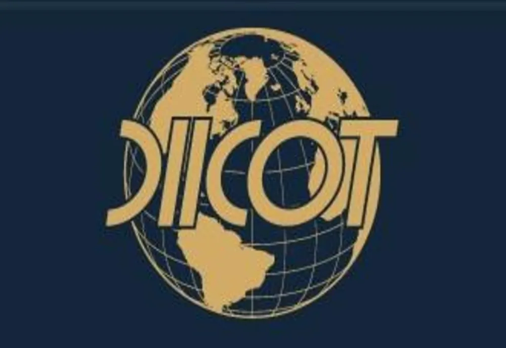 CAZUL CAPTURII DE COCAINĂ ASCUNSĂ ÎN FRUCTE CONGELATE DIN ECUADOR - DOUĂ PERSOANE ARESTATE PREVENTIV