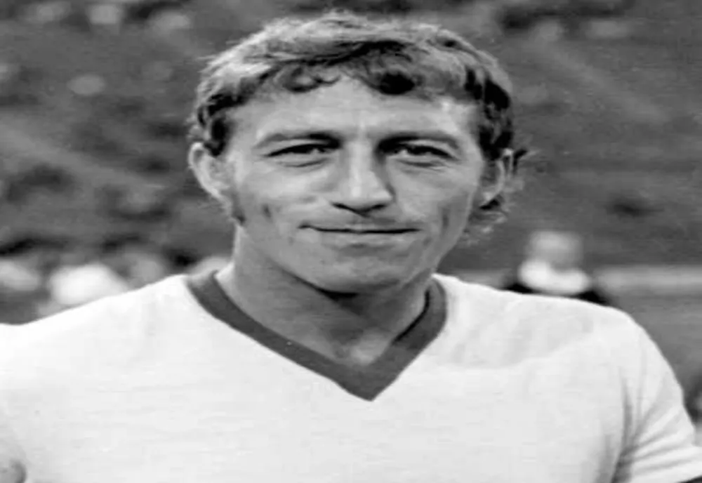 NICOLAE DOBRIN - PORTRETUL UNUI LEGENDAR PRINȚ AL FOTBALULUI ROMÂNESC
