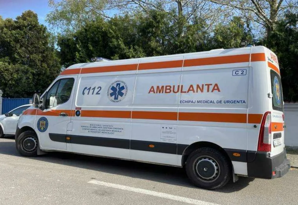 ACCIDENT RUTIER ÎN COMUNA MĂLURENI: PERSOANĂ ACROȘATĂ ȘI ÎNCARCERATĂ SUB AUTOUTILITARĂ PE AUTOSTRADA PITEȘTI-SIBIU