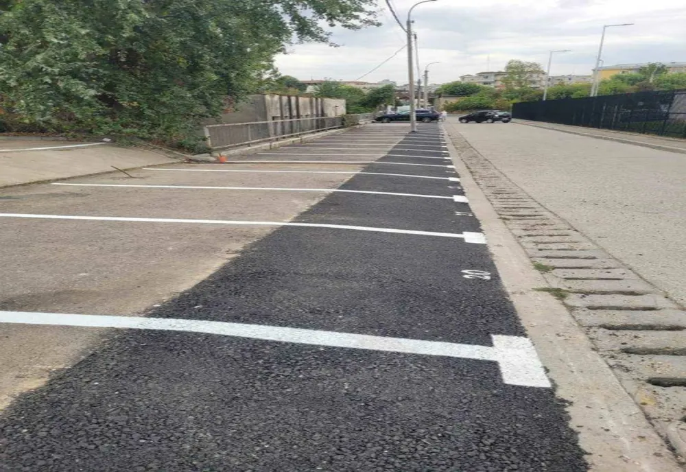 PRIMĂRIA MUNICIPIULUI PITEȘTI FINALIZEAZĂ AMENAJAREA A 30 DE LOCURI DE PARCARE NOI ÎN ZONA BOWLING