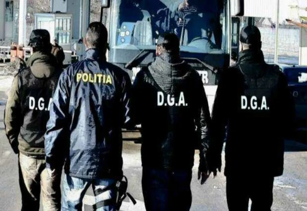 AGENT DE POLIȚIE DIN VÂLCEA, ACUZAT DE FRAUDĂ ȘI FURT CALIFICAT