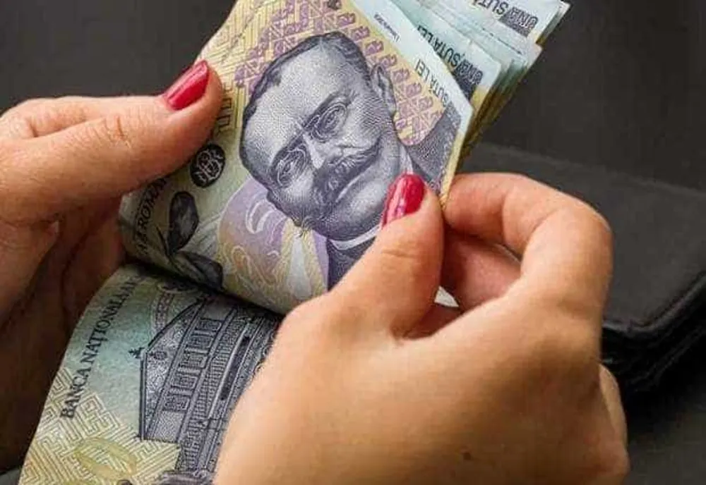CREȘTERE SEMNIFICATIVĂ A SALARIULUI MINIM DIN 2025, ANUNȚATĂ DE PREMIERUL MARCEL CIOLACU