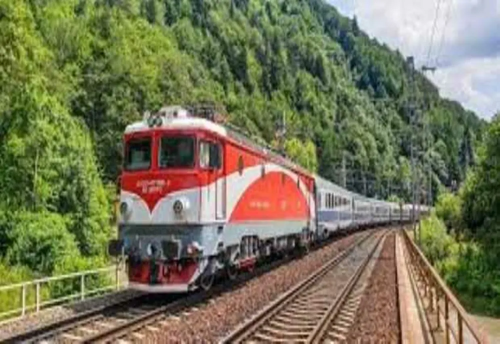 ACCIDENT FEROVIAR ÎN JUDEȚUL DOLJ: O TÂNĂRĂ DE 21 DE ANI A MURIT DUPĂ CE AUTOTURISMUL EI A FOST LOVIT DE UN TREN