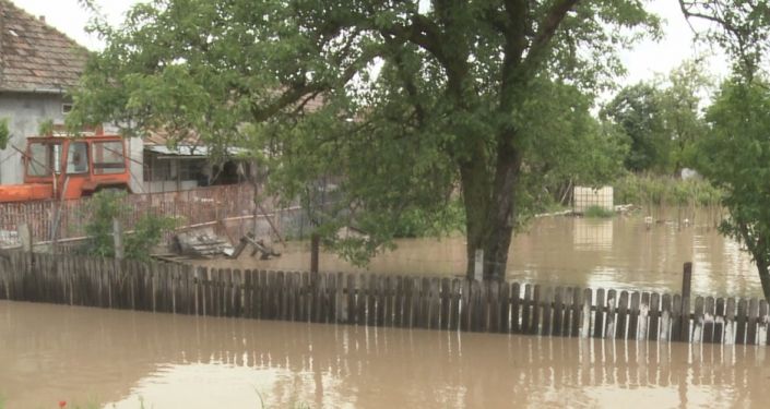 vijelia a provocat inundatii la Costeşti