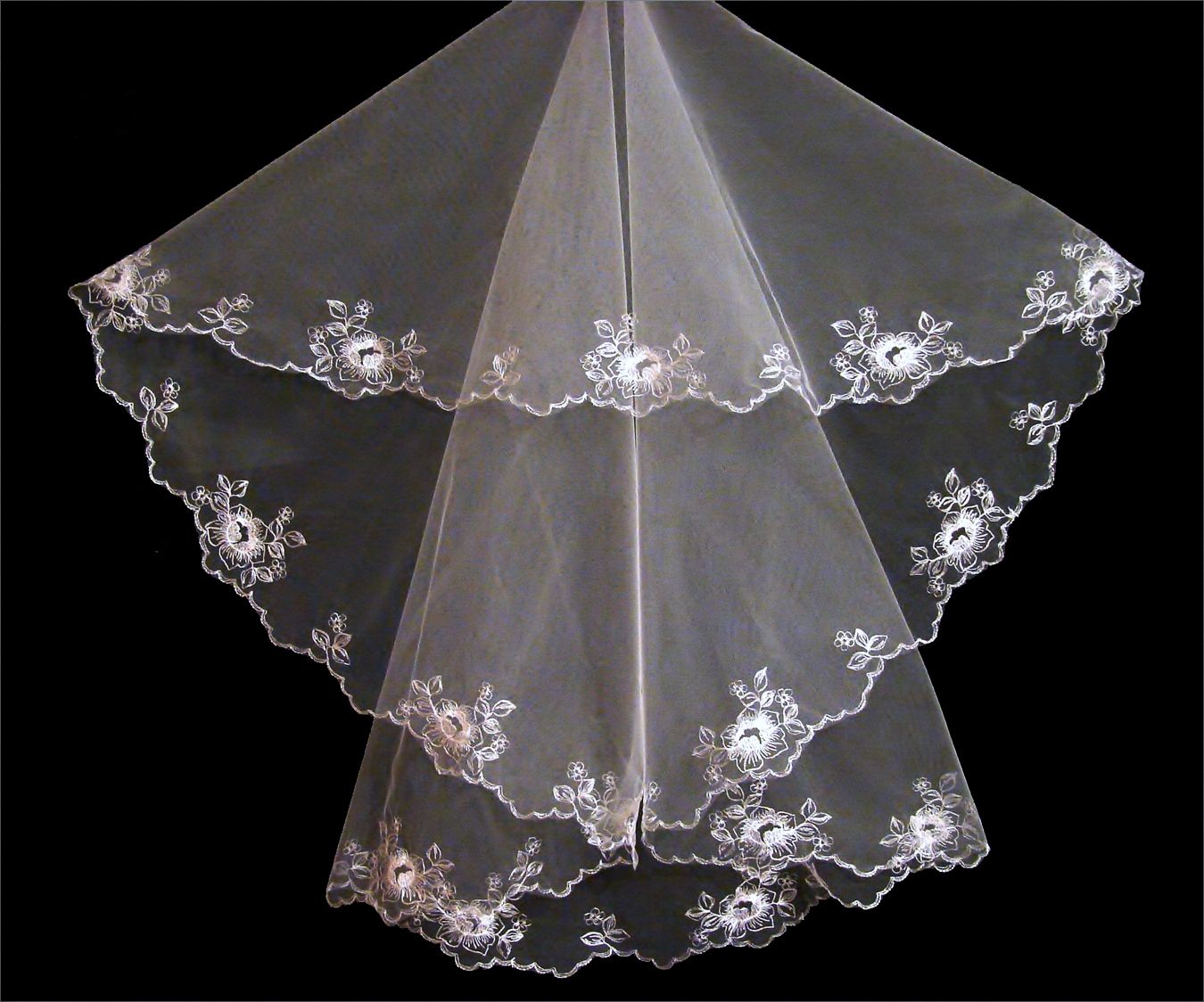 A furat voalul miresei