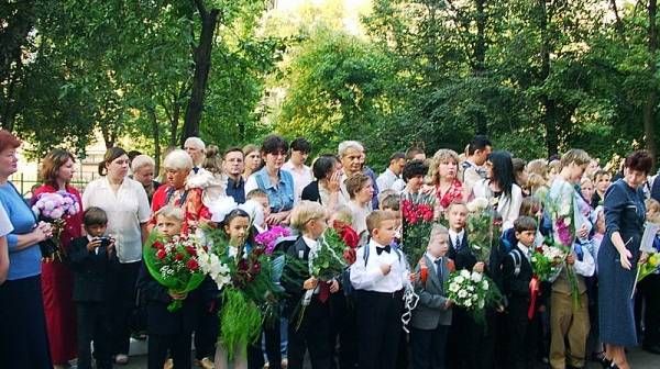 Va suna clopotelul pentru 4.800 de boboci