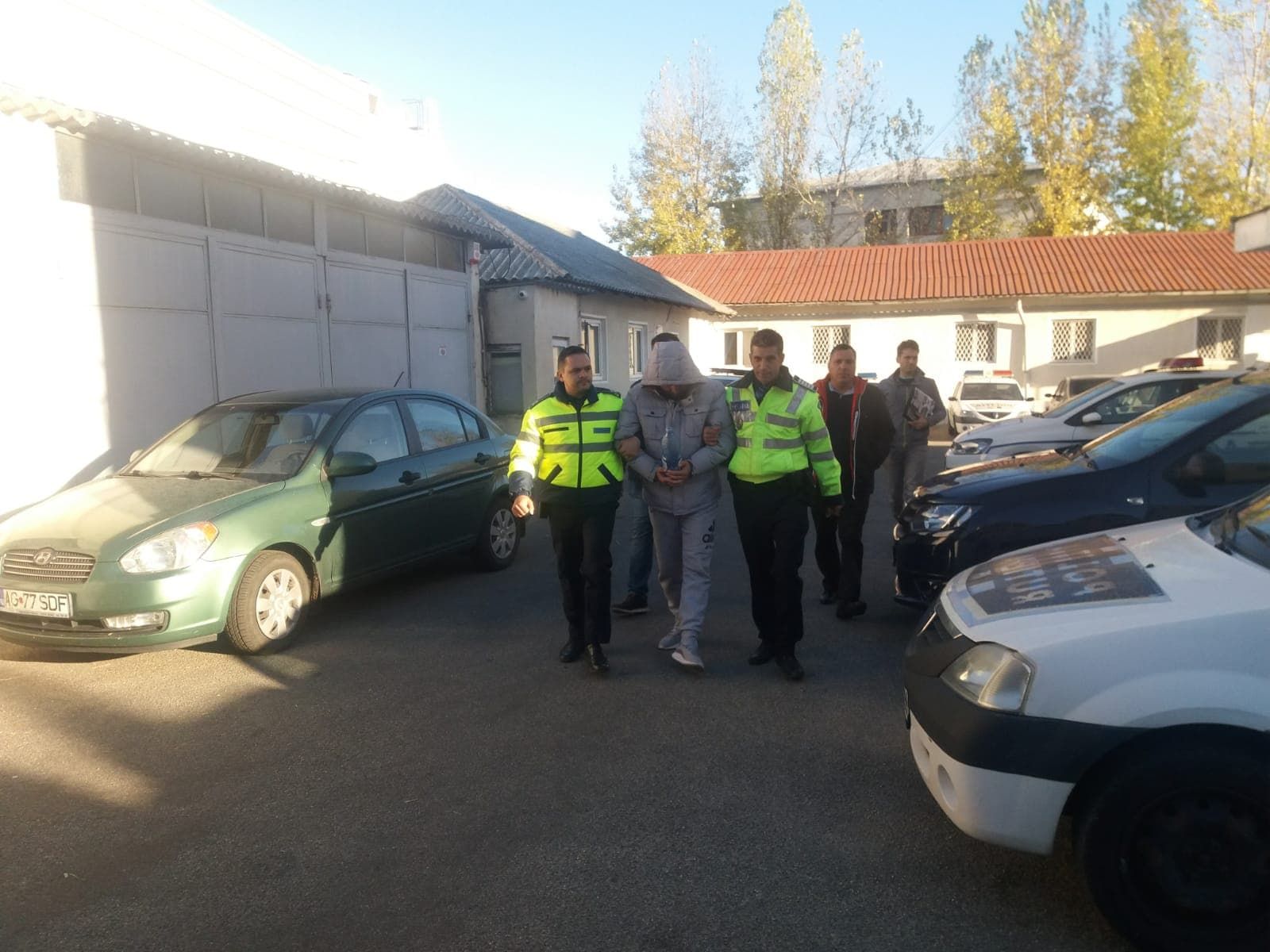 Falsul instalator a fost retinut