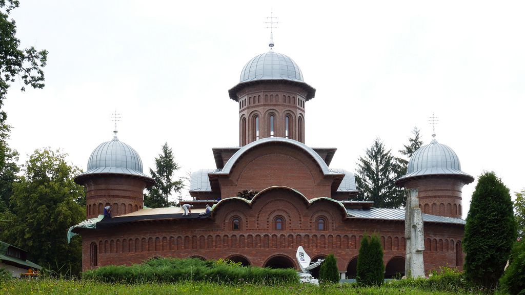Noua Catedrala Arhiepiscopala Curtea de Arges