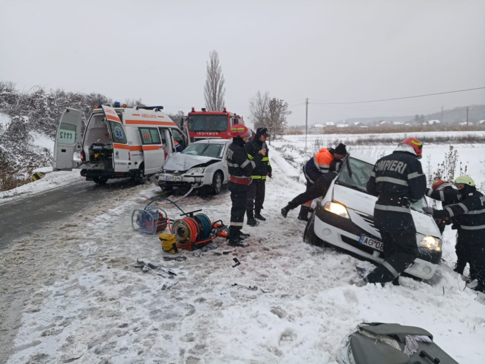 accident cu trei mașini