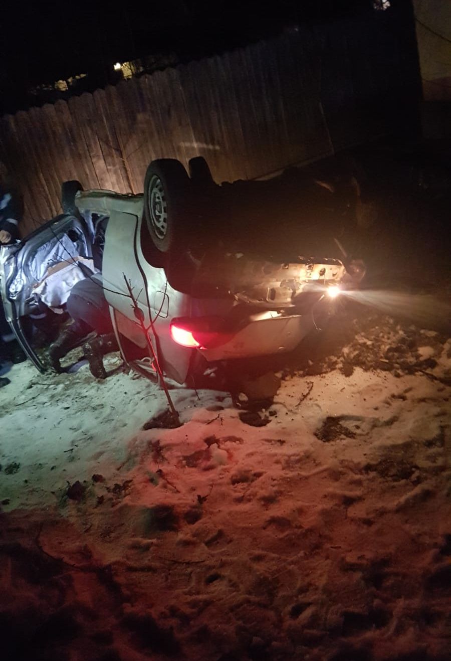 Accident cu o persoana incarcerata la Bogati.