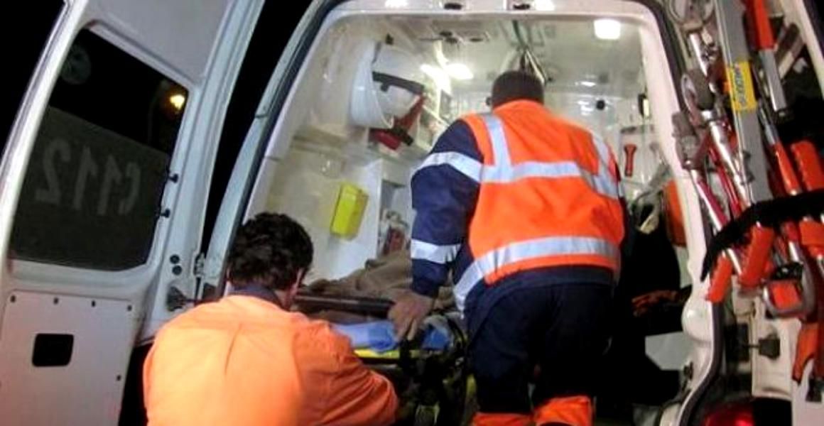 fiu injunghiat de tata la Ratesti