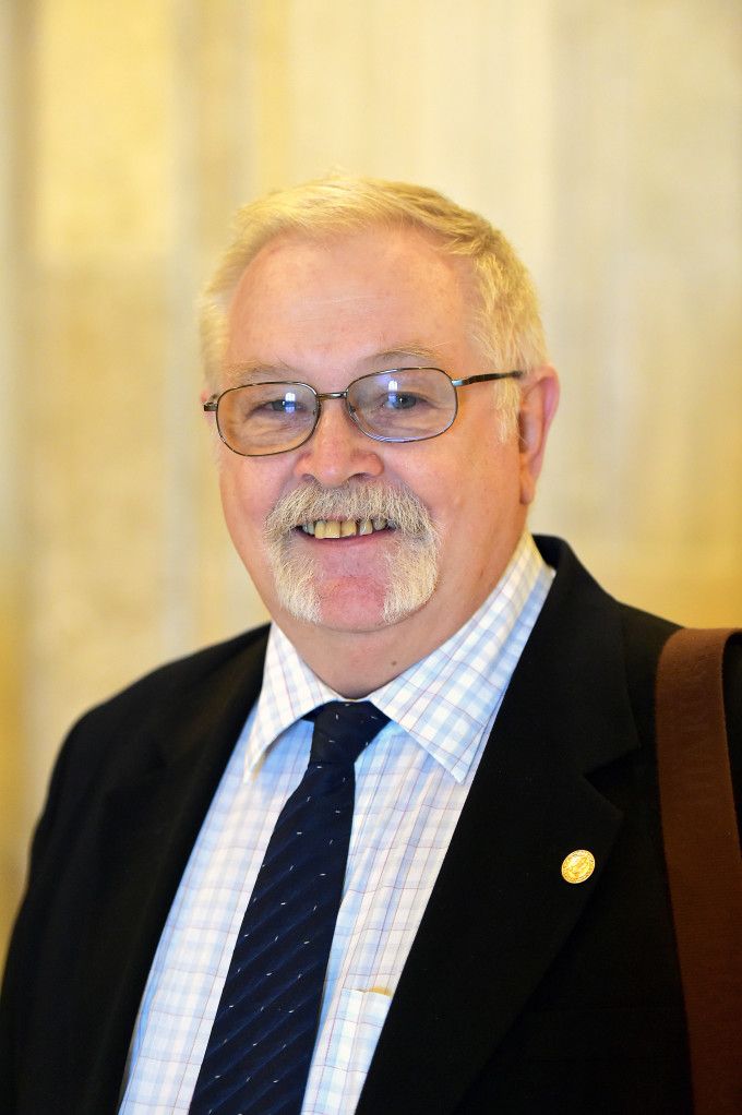 Ministrul Energiei Anton Anton