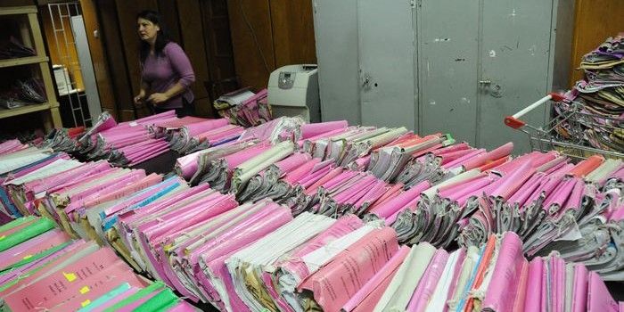 procesomanii au aglomerat instantele